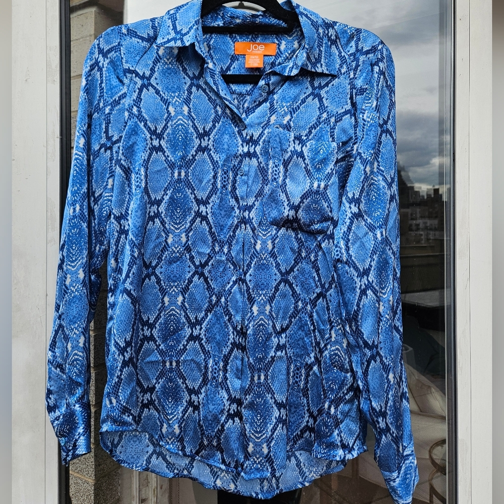 Joe Fresh Blue Animal Patterned Long Sleeve Silk Like Shirt - Size XS